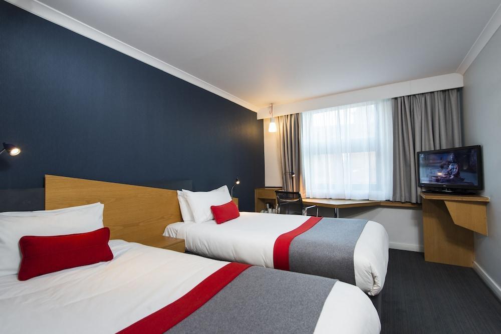Holiday Inn Express Derby Pride Park By Ihg Bagian luar foto