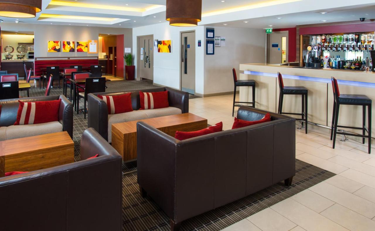 Holiday Inn Express Derby Pride Park By Ihg Bagian luar foto