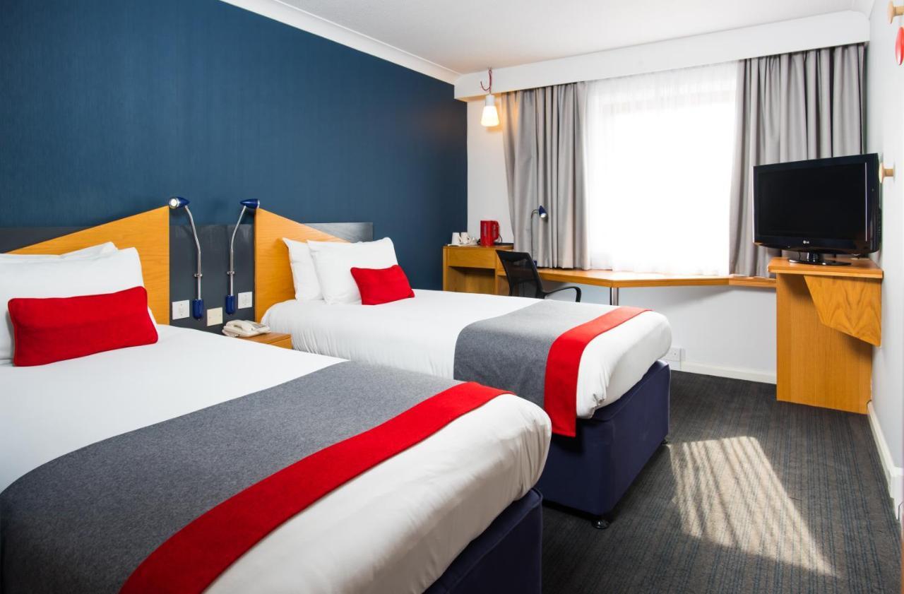 Holiday Inn Express Derby Pride Park By Ihg Bagian luar foto