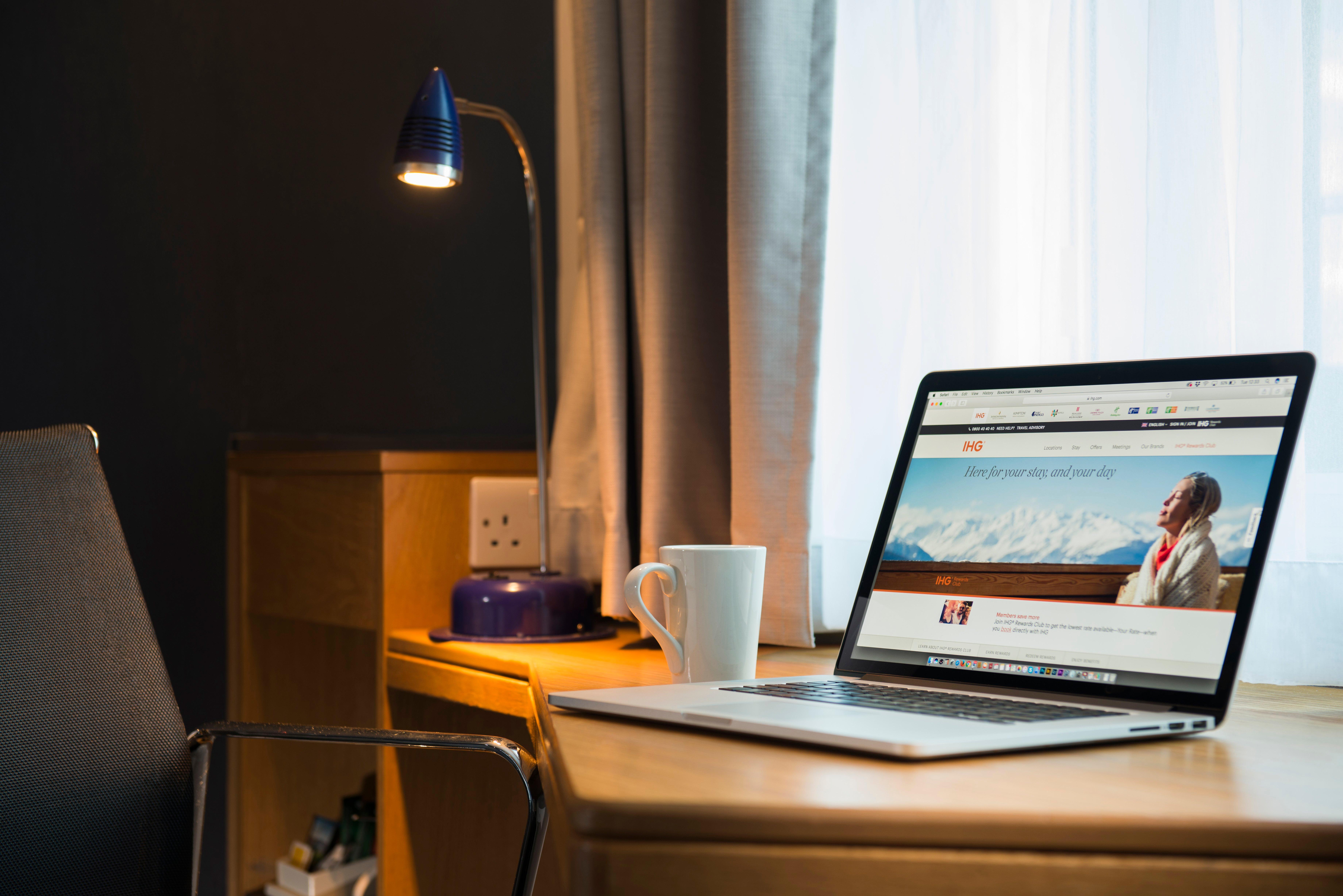 Holiday Inn Express Derby Pride Park By Ihg Bagian luar foto