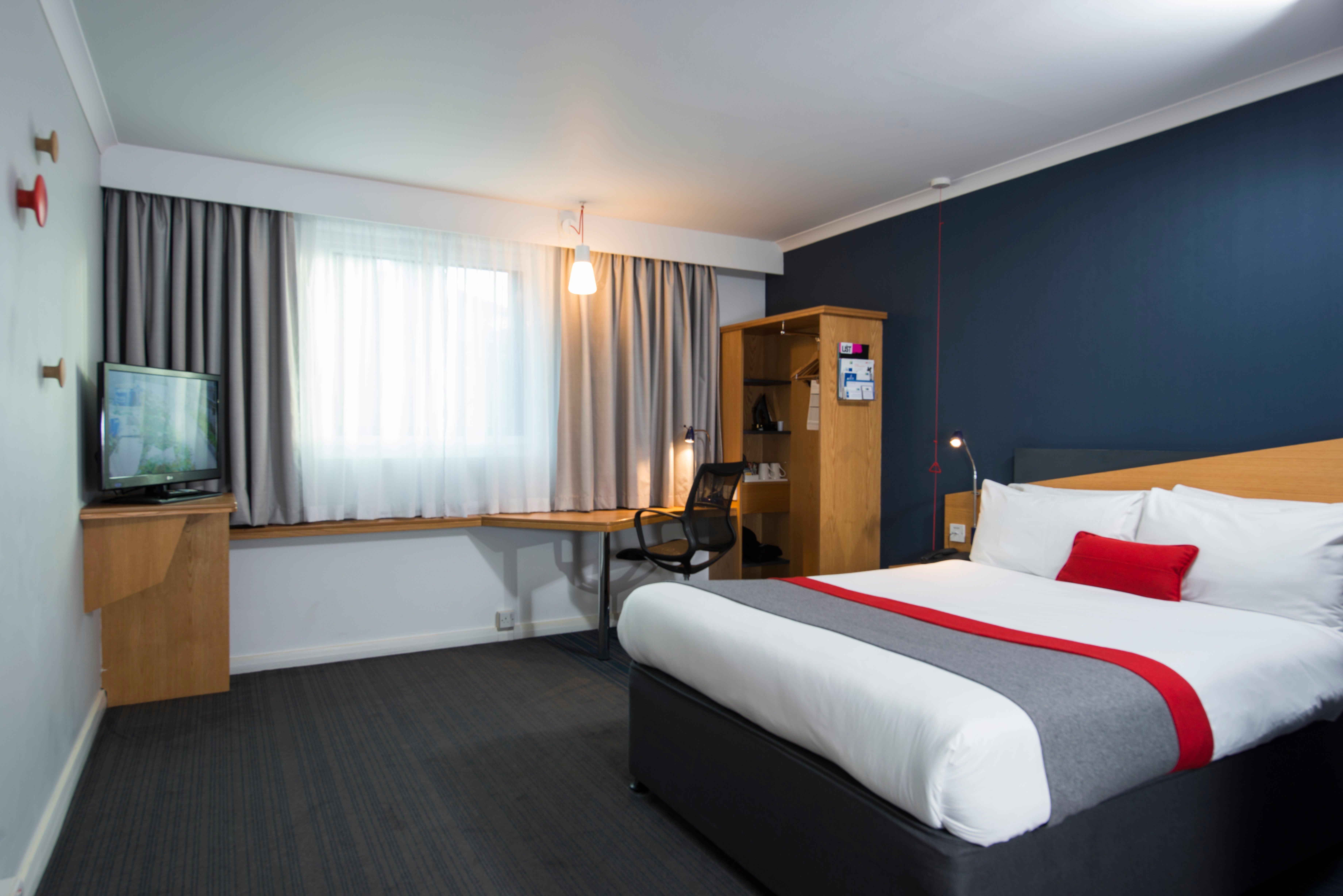 Holiday Inn Express Derby Pride Park By Ihg Bagian luar foto