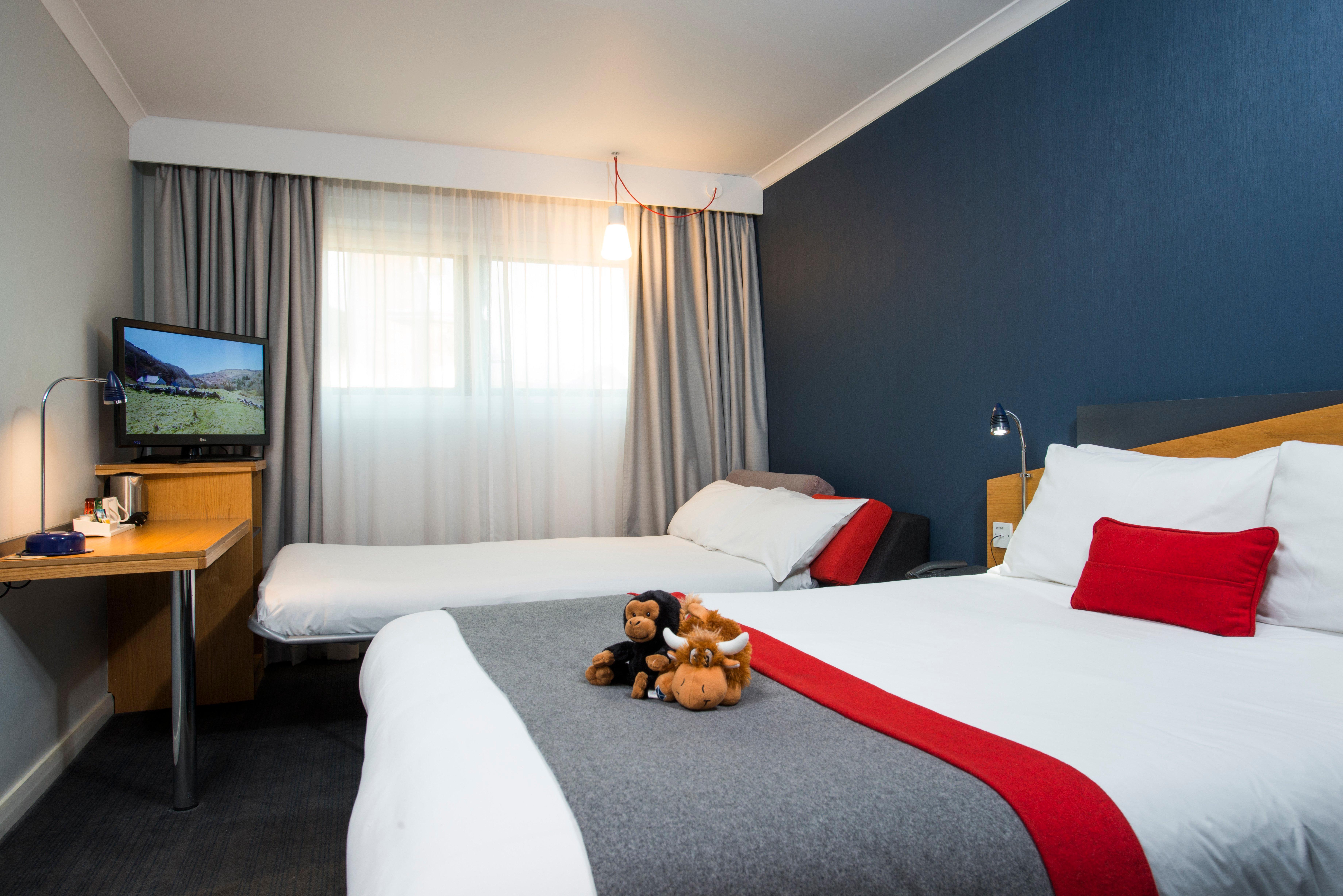Holiday Inn Express Derby Pride Park By Ihg Bagian luar foto