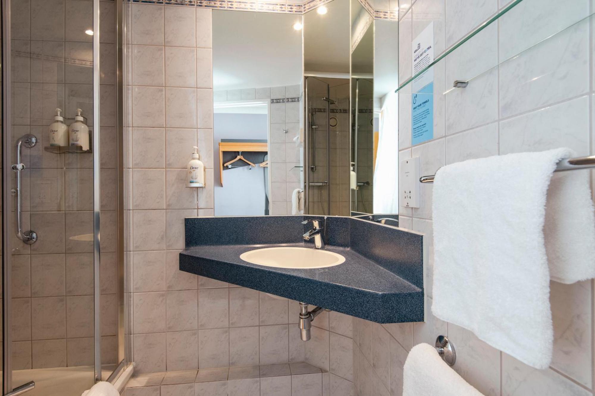 Holiday Inn Express Derby Pride Park By Ihg Bagian luar foto